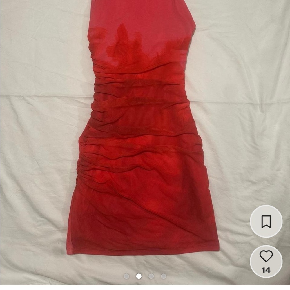 Elegant Red Sleeveless Dress